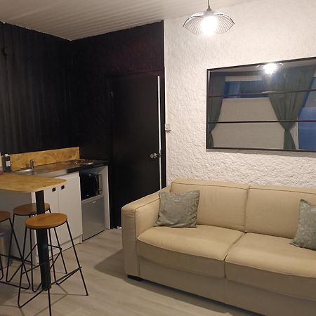 Le Bon Sejour, Studio A 2 Pas Du Futuroscope Chasseneuil-du-Poitou Εξωτερικό φωτογραφία